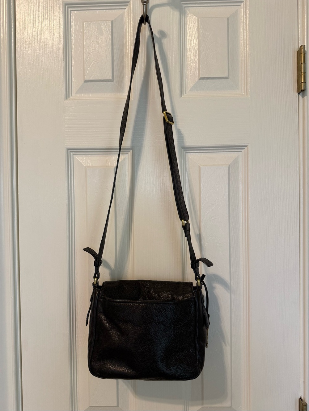 Fossil Peyton Flap Crossbody Black Pebbled Leather – ZB6918 - Picture 4 of 16